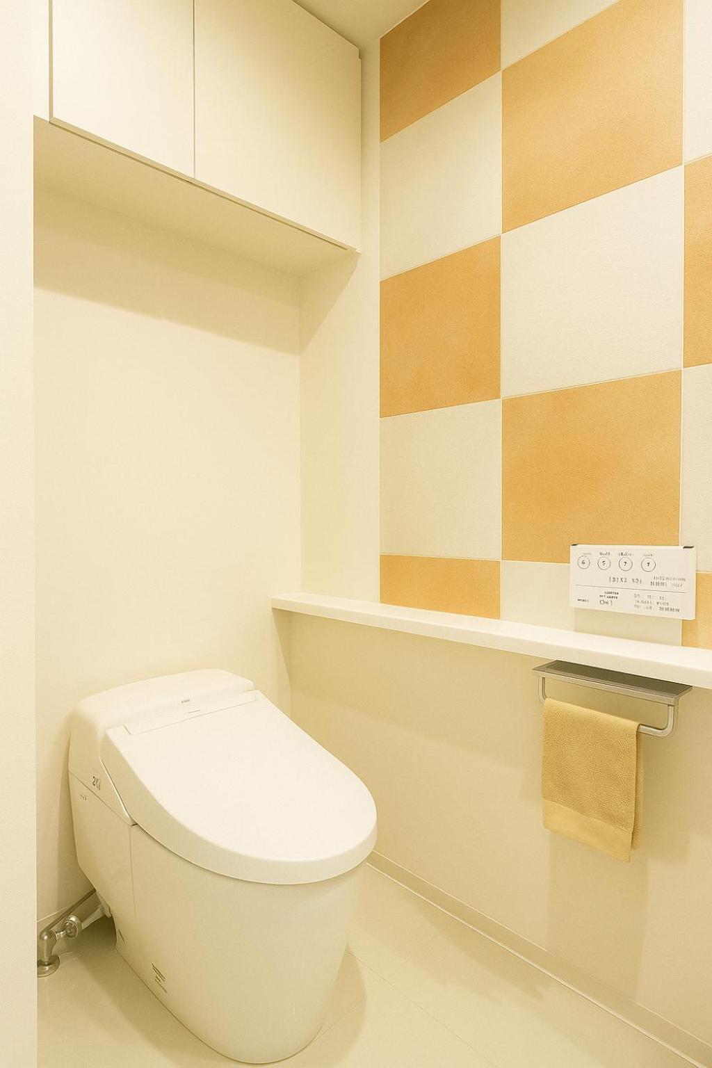 Luxury 3 Bedroom Namba Skyscraper - 400 Ft High & 300 Sq Ft Wrap Around Balcony - 112 Sq Meters - 1,200 Sq Ft - Parking - 180 Degrees Views - 2024 Toyota Voxy Be Packaged With Osaka