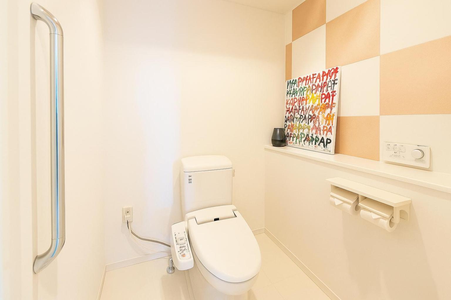 Luxury 3 Bedroom Namba Skyscraper - 400 Ft High & 300 Sq Ft Wrap Around Balcony - 112 Sq Meters - 1,200 Sq Ft - Parking - 180 Degrees Views - 2024 Toyota Voxy Be Packaged With Apartment Osaka
